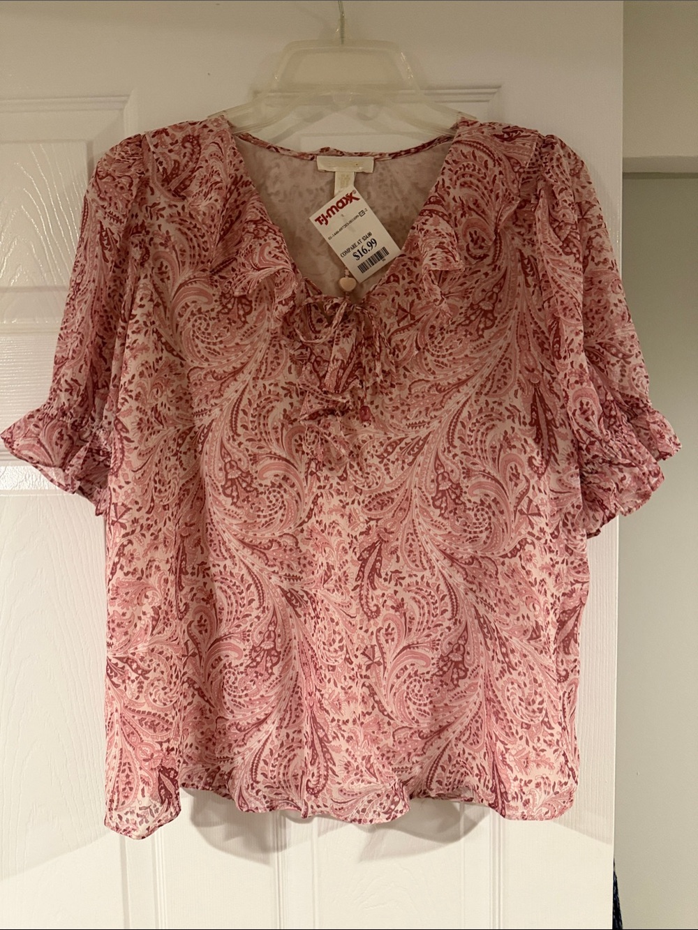 New Pink Paisley Tie-Neck Blouse with built in cami Medium
